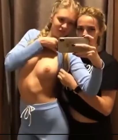 Full Program in The Mall`s Dressing Room