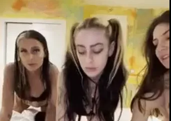 Sadgirlharem